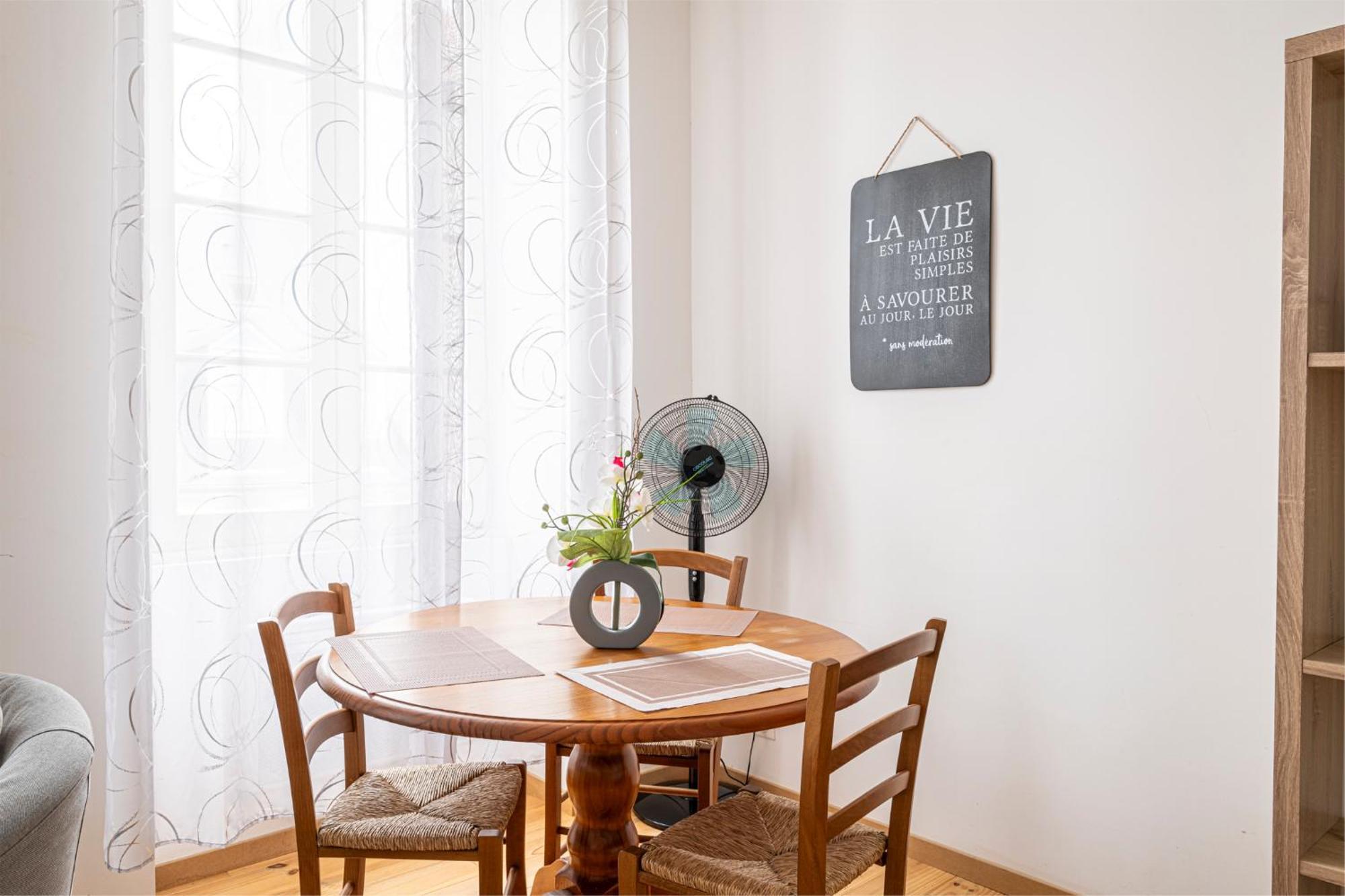 Ferienwohnung Le Douillet Bearnais Pau Exterior foto